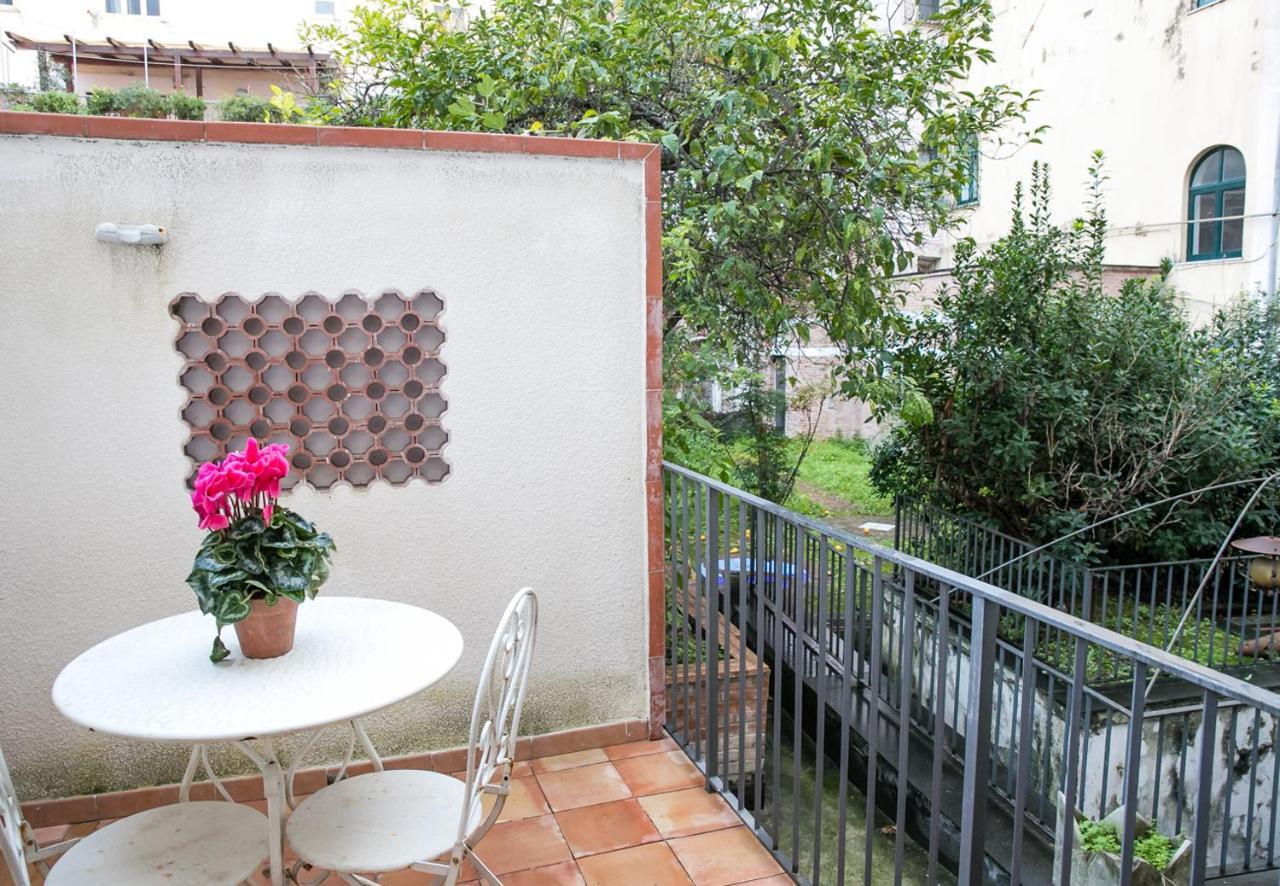 Il Normanno Home Salerno Bagian luar foto
